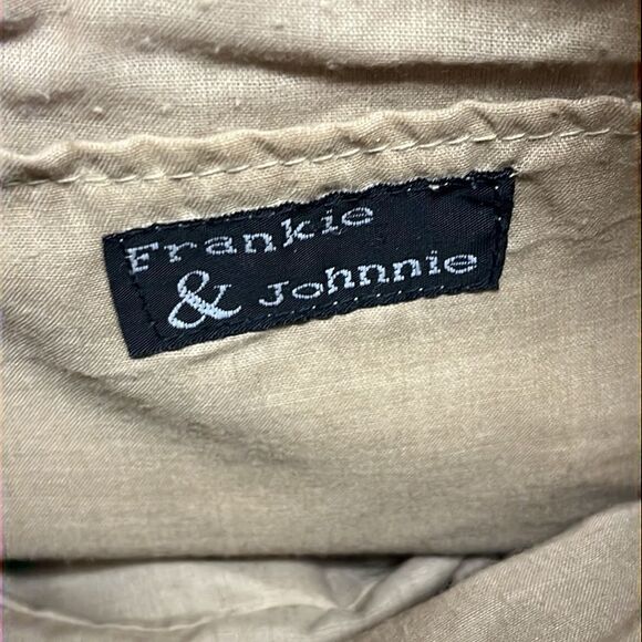 Frankie and Johnnie Textured Tan/beige Knitted Crossbody with Matching Wallet - Picture 8 of 10